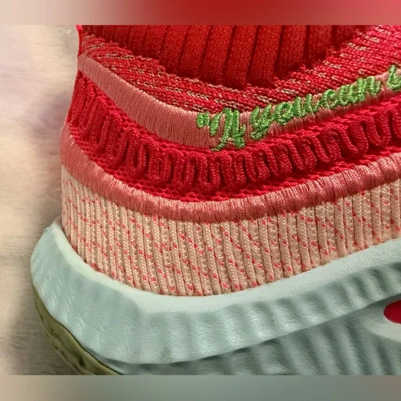 Aja Wilson x Nike Stylish Pink and Green Sneakers - Picture 11 of 16